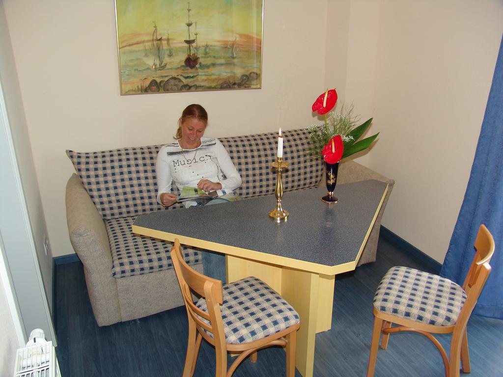 Apartments Villa Seeblick Baabe Room photo